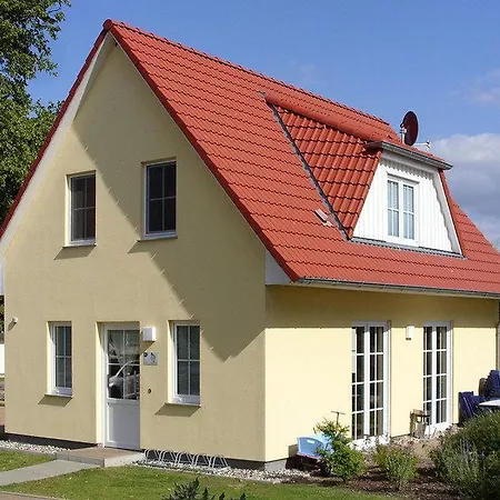 Holiday home Ostseepark Blaue Wiek *